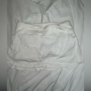 Lululemon tennis Skirt. Brand new. Worn once.